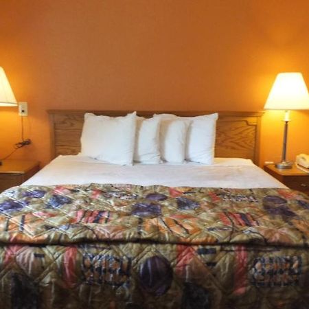Turtle Bay Lodge Redding Rum bild